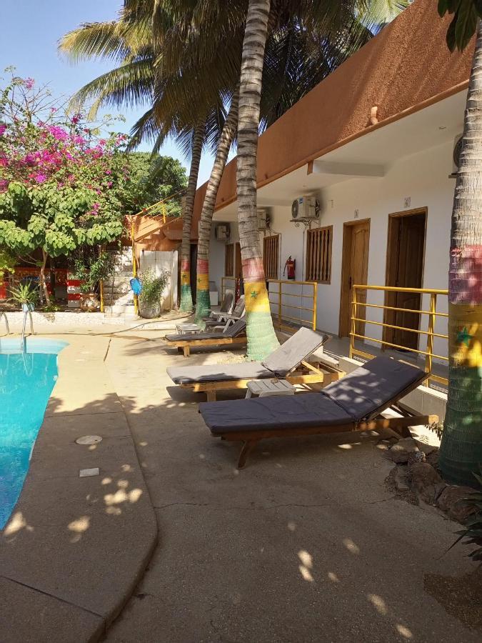 Guesthouse Dalal Ak Jamm Мбур Екстериор снимка